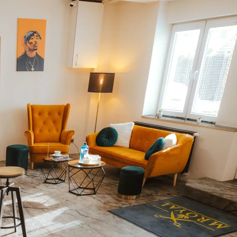 Čakacia Zóna – M Royal Barbershop